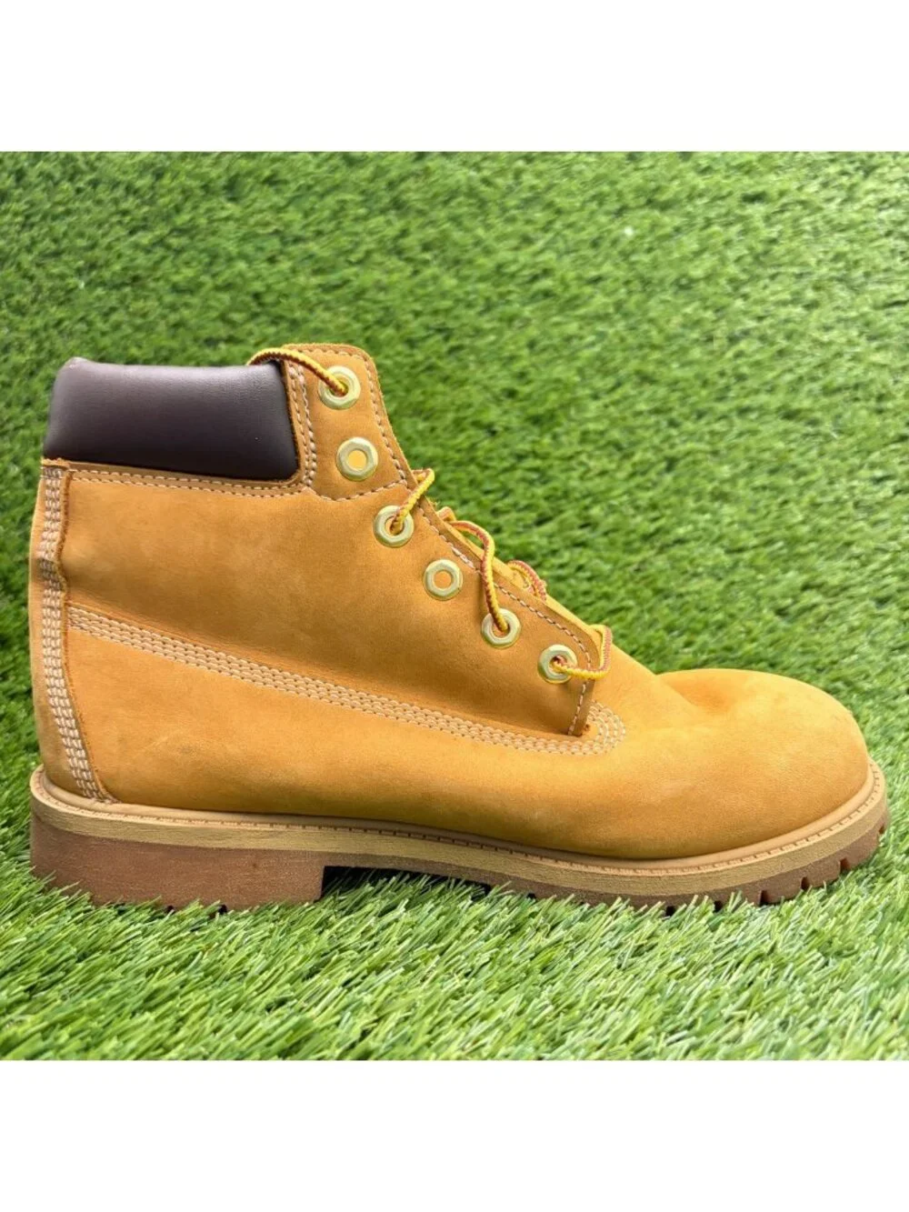 Timberland Premium 6-Inch Boys Size 6.5Y Brown Outdoor Nubuck Waterproof Boots